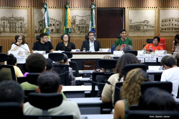 Audiência debate situação dos professores e das crianças atípicas na Educação
