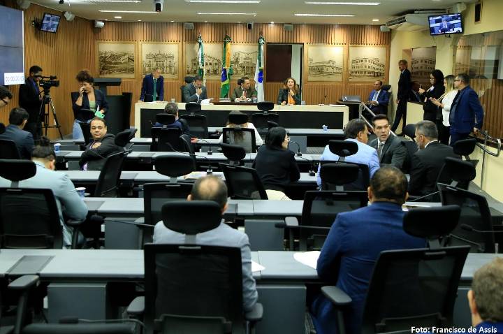 Câmara de Natal aprova sete projetos em sessão ordinária