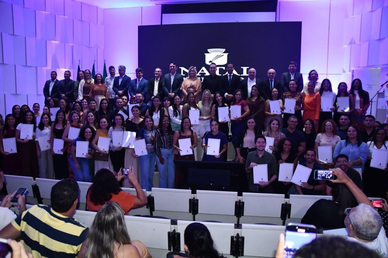 Prefeitura do Natal empossa 710 novos professores para a Rede Municipal de Ensino