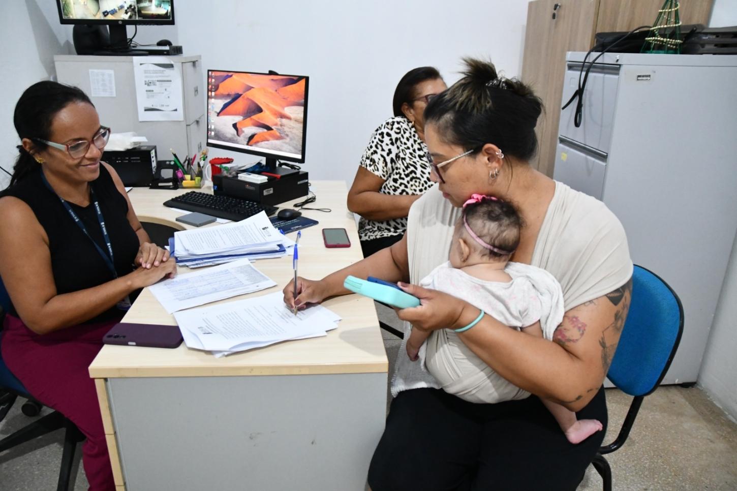 Permissionários participam de última etapa antes da abertura do Mercado da Redinha na alta estação