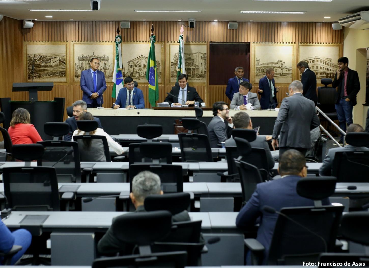 Câmara de Natal aprova projetos sobre inclusão e saúde pública