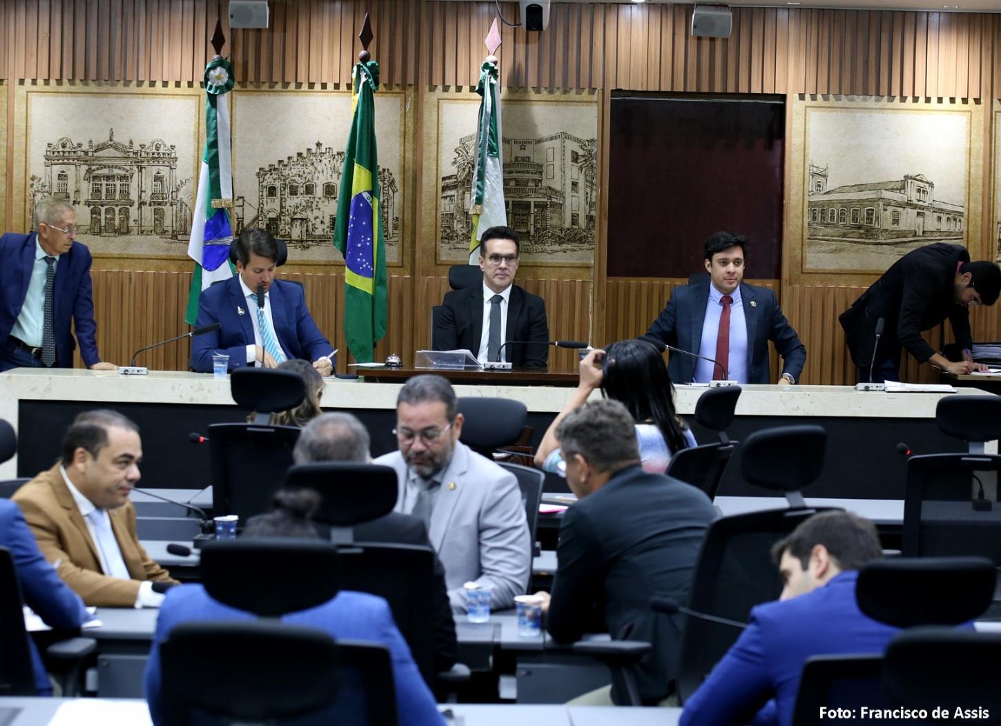 Programa de monitoramento digital da saúde da mulher é aprovado na Câmara