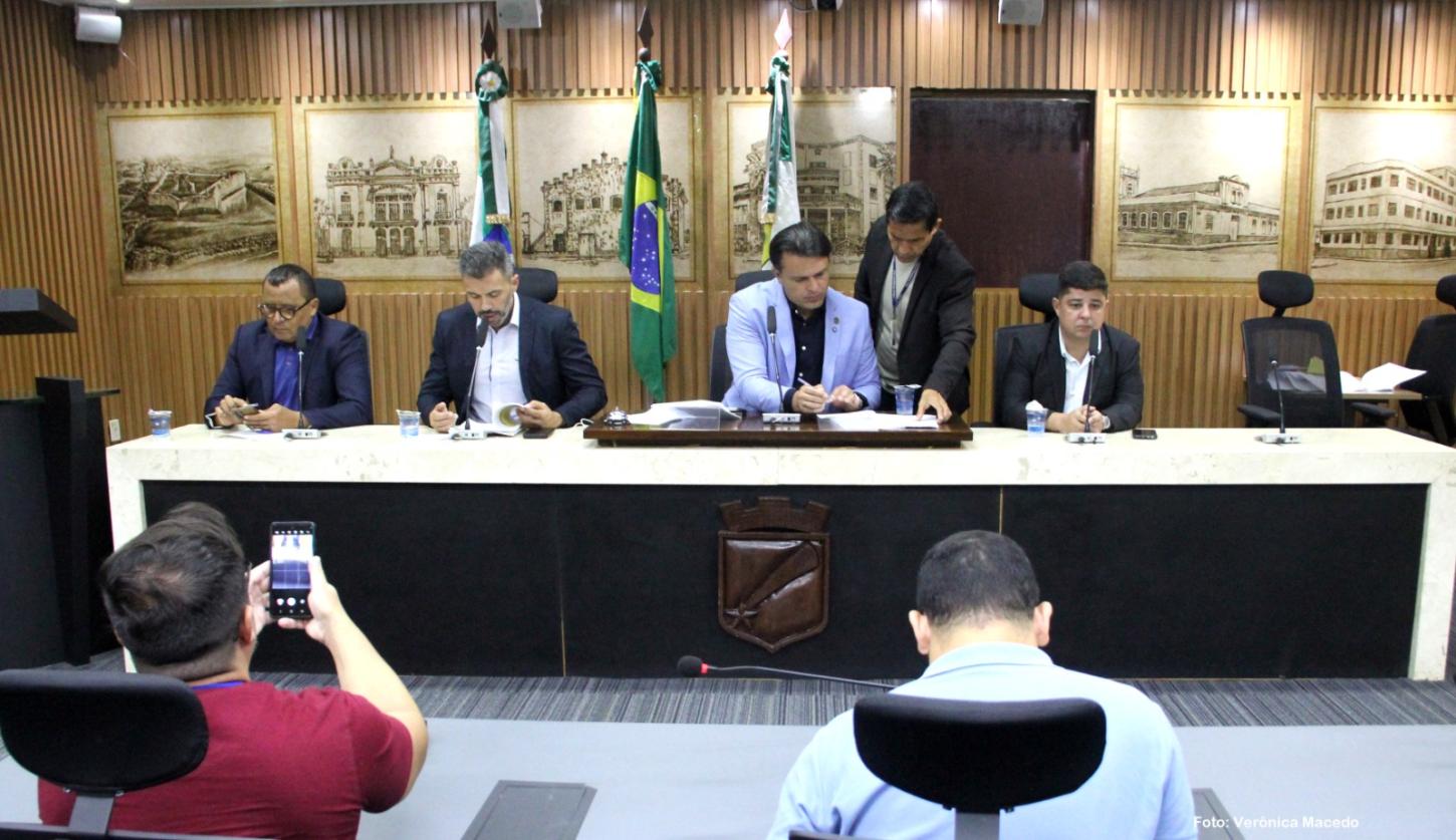 Sala Lilás: Comissão aprova PL que cria espaço de acolhimento a mulheres