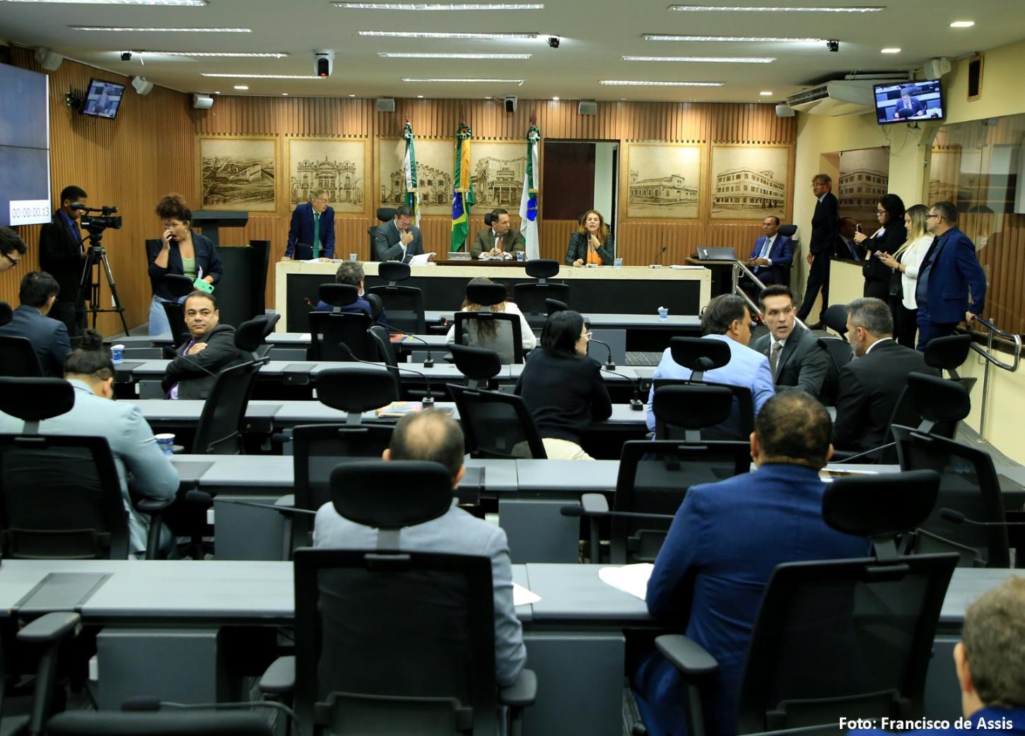 Câmara de Natal aprova sete projetos em sessão ordinária