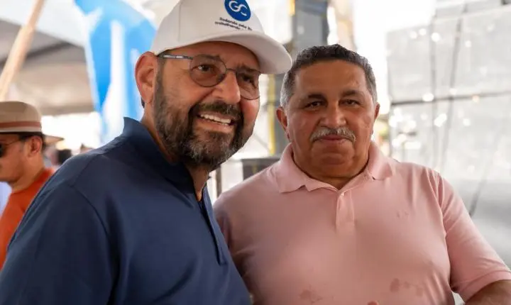 Gustavo Carvalho reúne grupo político e participa da Feirinha de Sant’Ana, em Caicó