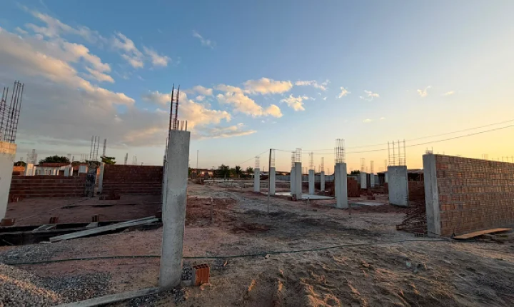 Prefeitura de Extremoz anuncia construção de nova escola no bairro Los Castanheiros