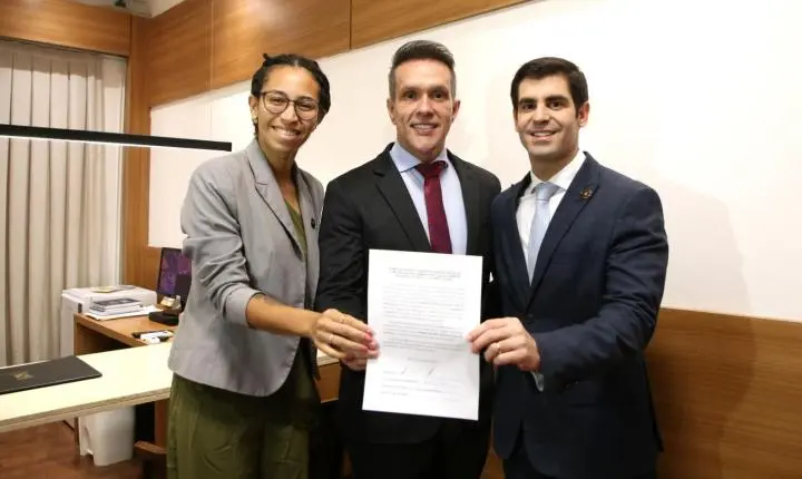 Robson Carvalho assume interinamente presidência da Câmara Municipal de Natal